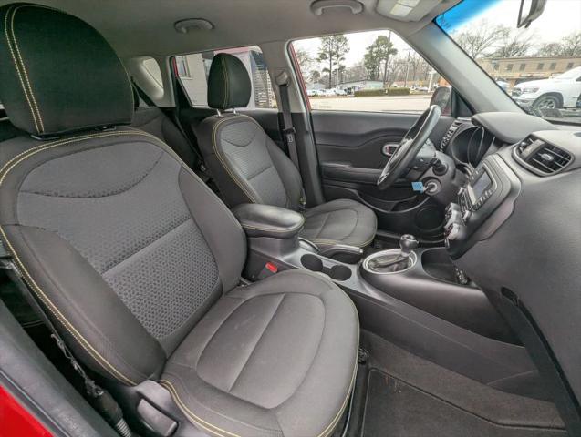 2015 Kia Soul +