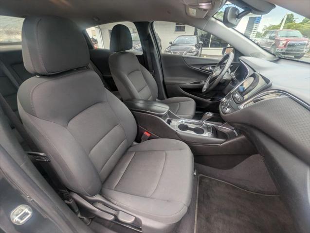 2017 Chevrolet Malibu 1LT