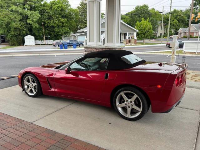 2005 Chevrolet Corvette Base
