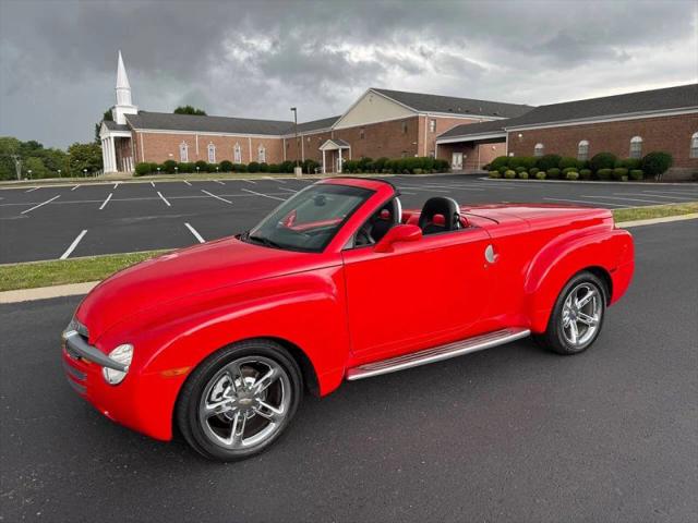 2004 Chevrolet SSR Base