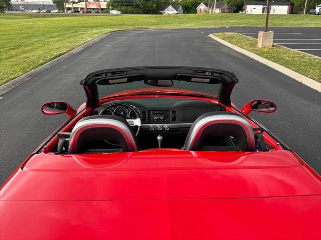 2004 Chevrolet SSR Base