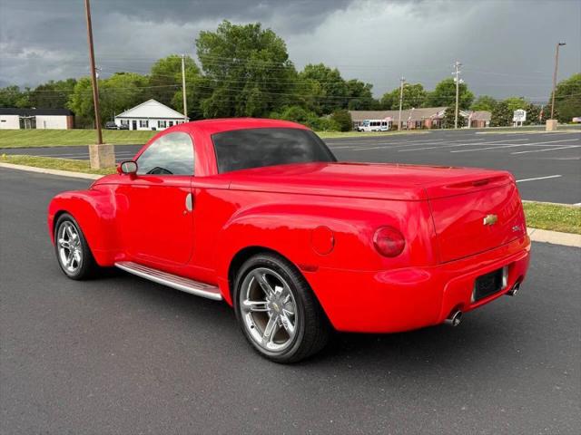 2004 Chevrolet SSR Base
