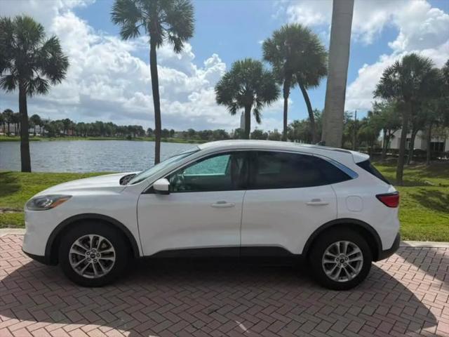 2021 Ford Escape SE