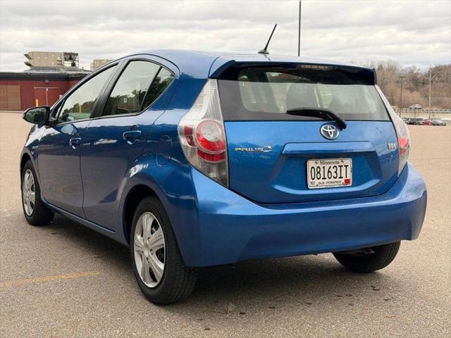 2013 Toyota Prius c Two