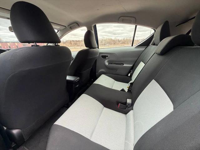 2013 Toyota Prius c Two