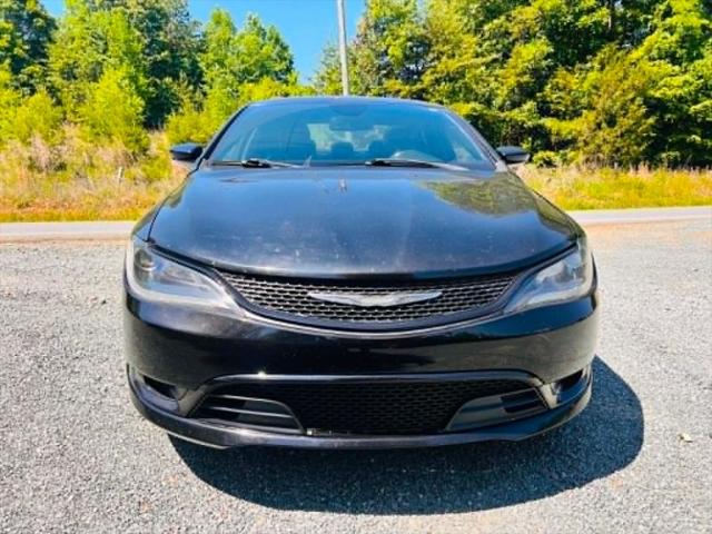 2016 Chrysler 200 S