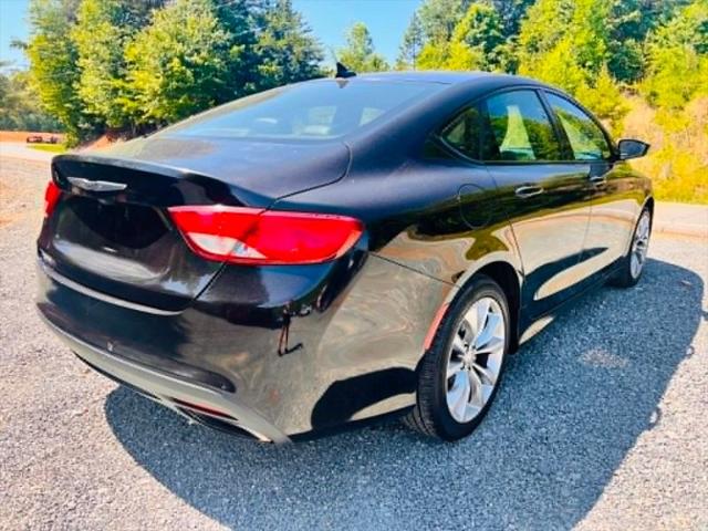 2016 Chrysler 200 S