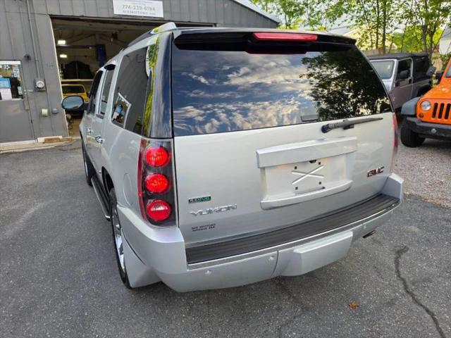 2010 GMC Yukon Denali