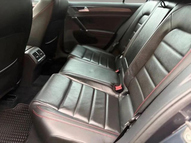 2018 Volkswagen Golf GTI 2.0T SE