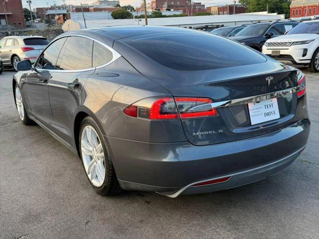 2015 Tesla Model S 85D