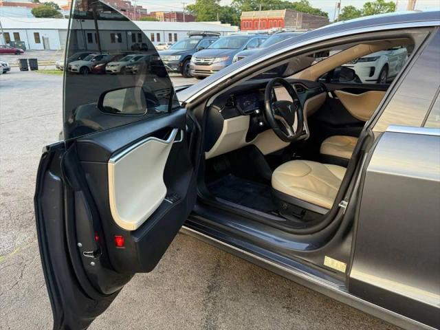 2015 Tesla Model S 85D