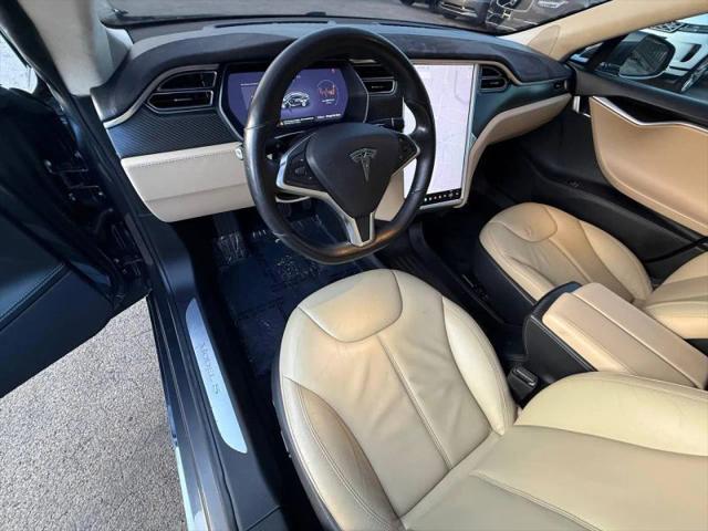 2015 Tesla Model S 85D