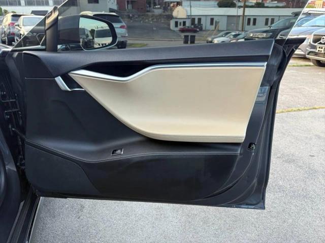 2015 Tesla Model S 85D