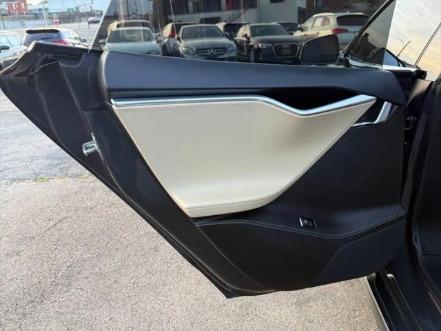 2015 Tesla Model S 85D
