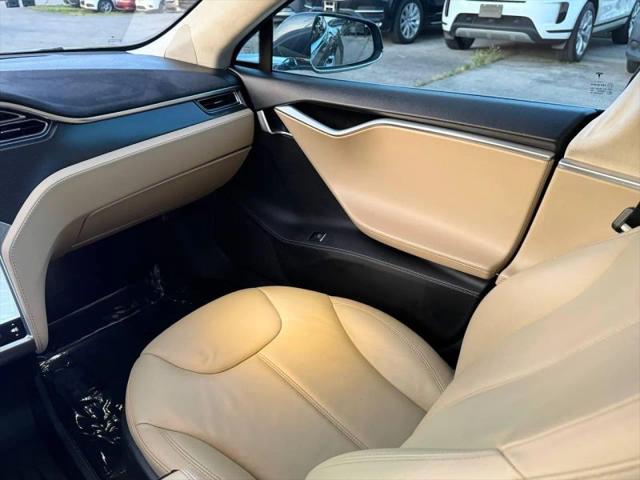 2015 Tesla Model S 85D