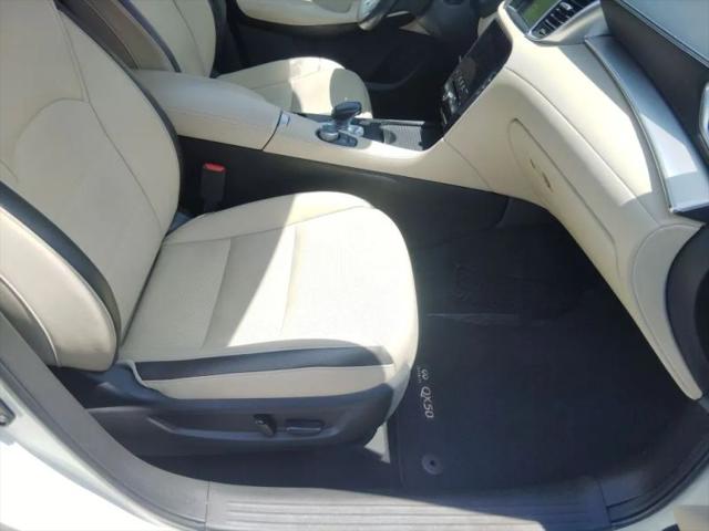 2019 INFINITI QX50 ESSENTIAL