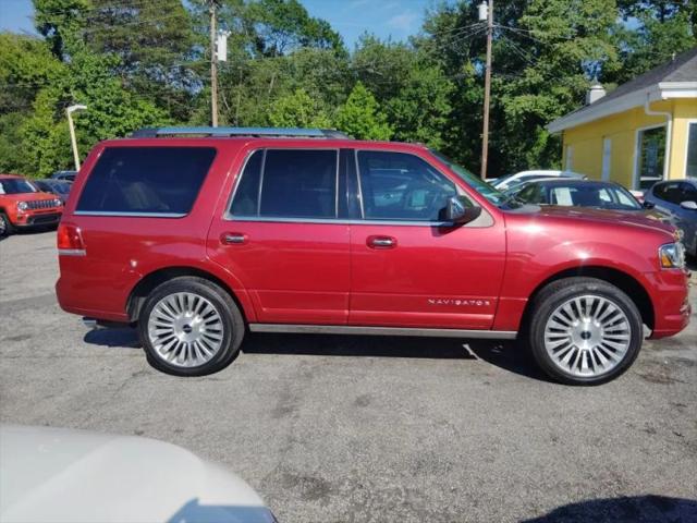 2015 Lincoln Navigator Base
