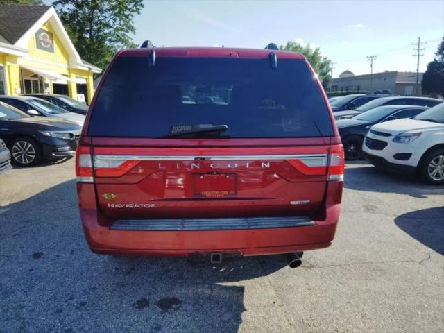 2015 Lincoln Navigator Base