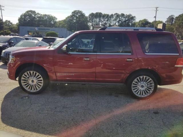 2015 Lincoln Navigator Base