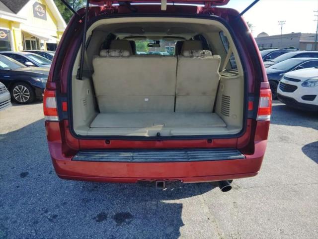 2015 Lincoln Navigator Base