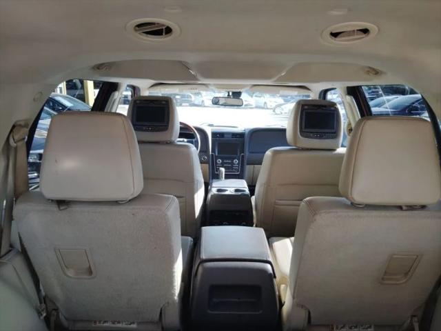 2015 Lincoln Navigator Base