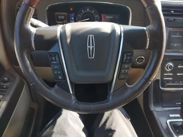 2015 Lincoln Navigator Base