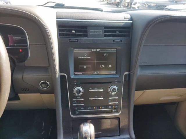2015 Lincoln Navigator Base