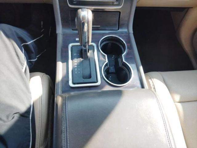2015 Lincoln Navigator Base