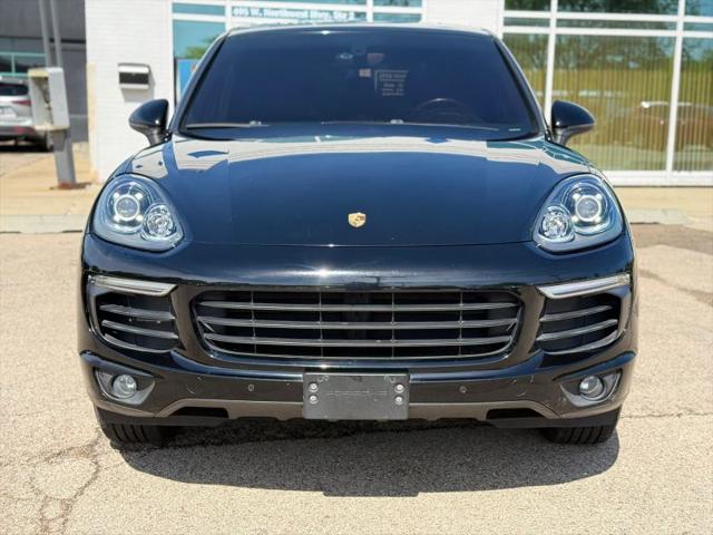 2016 Porsche Cayenne Base
