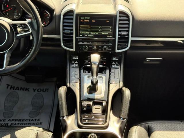 2016 Porsche Cayenne Base
