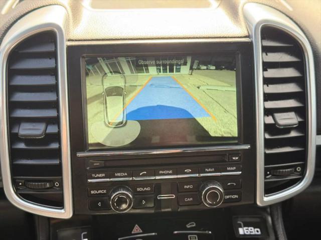 2016 Porsche Cayenne Base