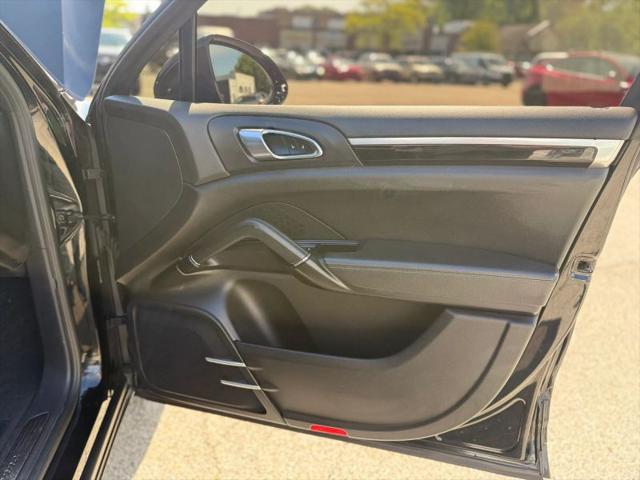 2016 Porsche Cayenne Base