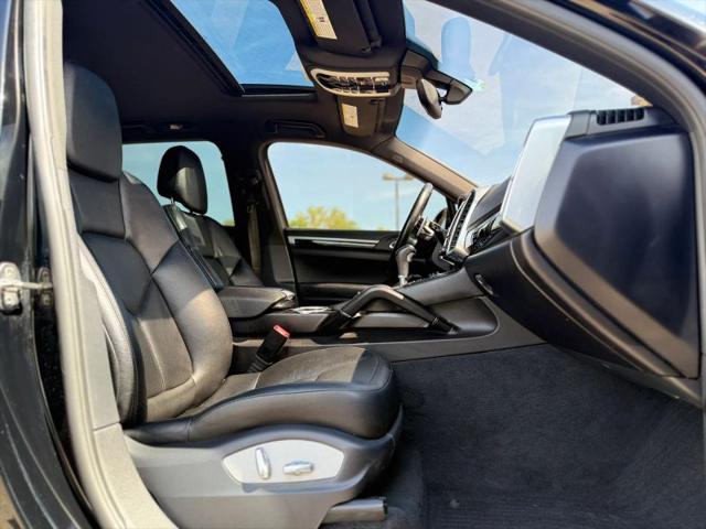 2016 Porsche Cayenne Base