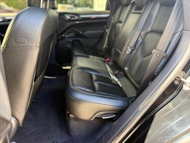 2016 Porsche Cayenne Base