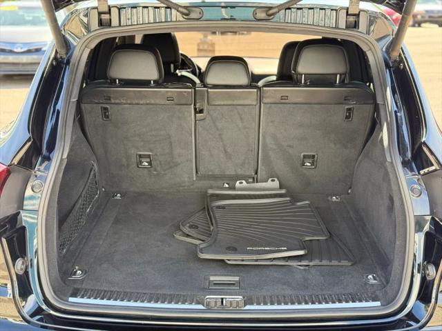 2016 Porsche Cayenne Base