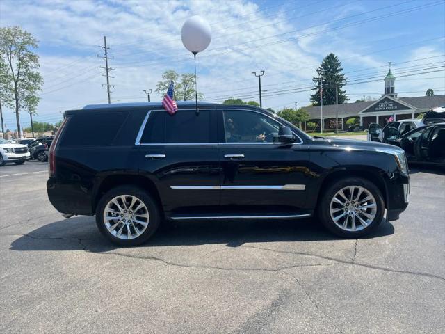 2019 Cadillac Escalade Luxury