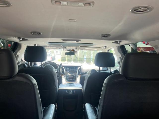 2019 Cadillac Escalade Luxury