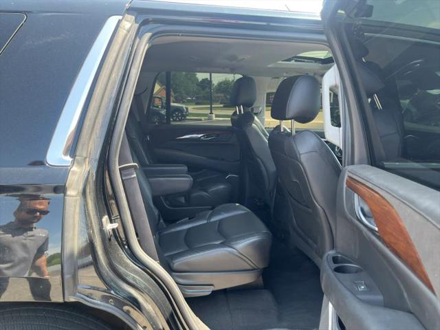 2019 Cadillac Escalade Luxury