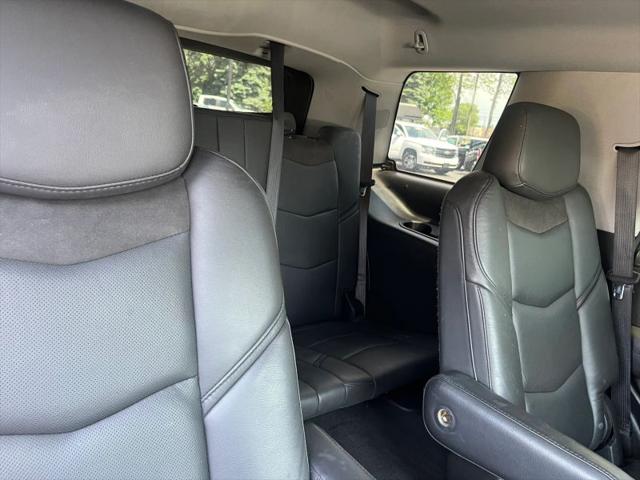 2019 Cadillac Escalade Luxury