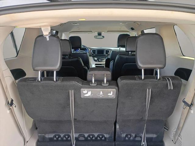 2020 Chrysler Voyager LXI