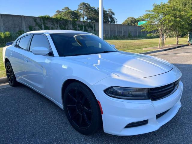 2017 Dodge Charger SXT RWD