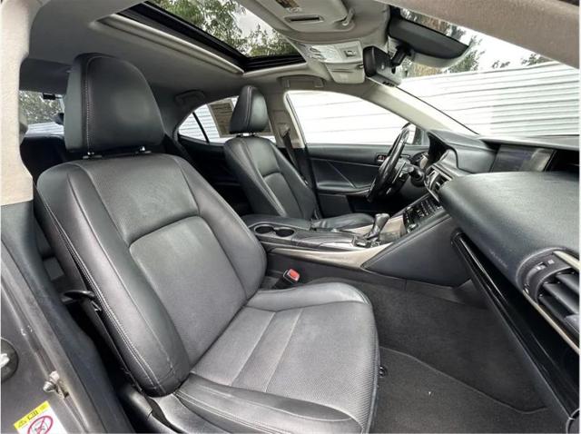 2017 Lexus IS 200t 200t