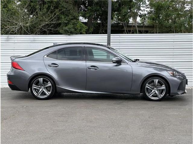 2017 Lexus IS 200t 200t