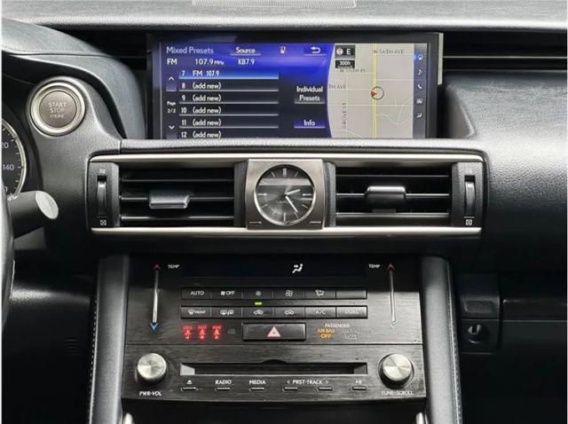 2017 Lexus IS 200t 200t
