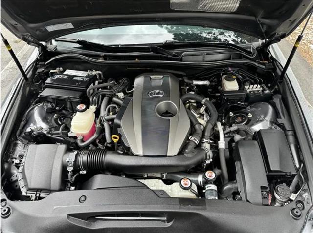 2017 Lexus IS 200t 200t