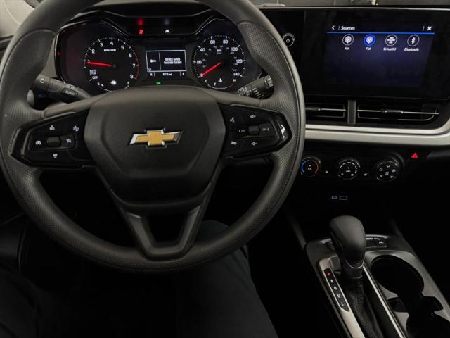 2025 Chevrolet Trax FWD LS