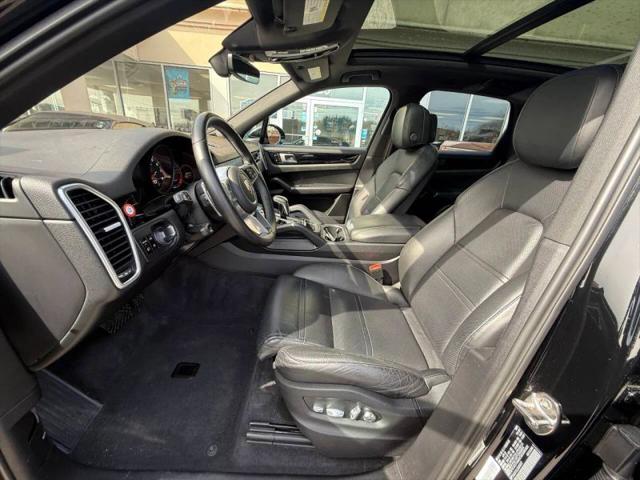 2020 Porsche Cayenne Base