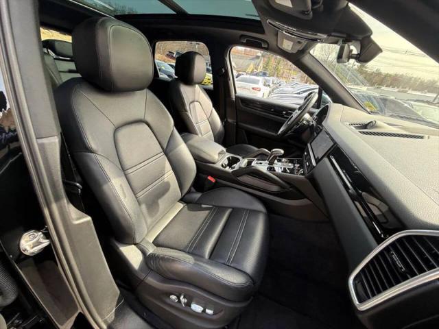 2020 Porsche Cayenne Base