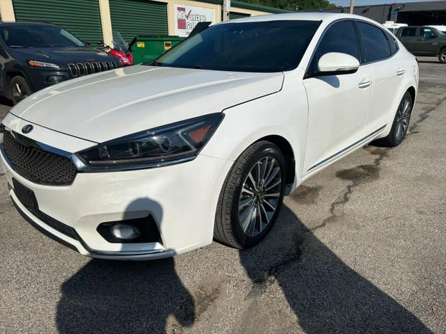 2019 Kia Cadenza Premium for sale in Nitro, WV
