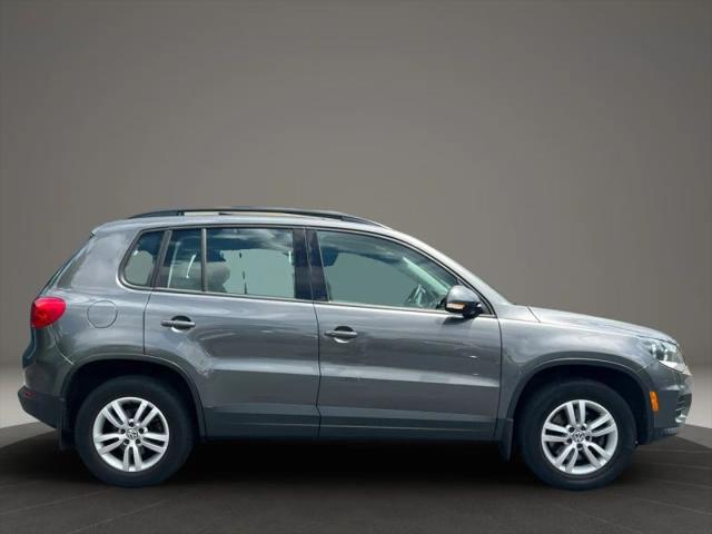 2016 Volkswagen Tiguan S
